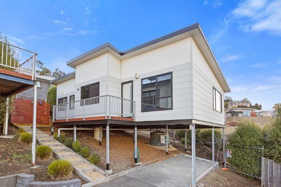 2/10 Ironbark Drive, Claremont, Tas 7011
