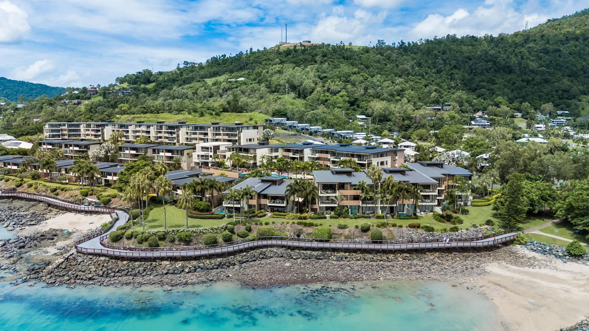 2/11 Altmann Avenue, Cannonvale QLD 4802