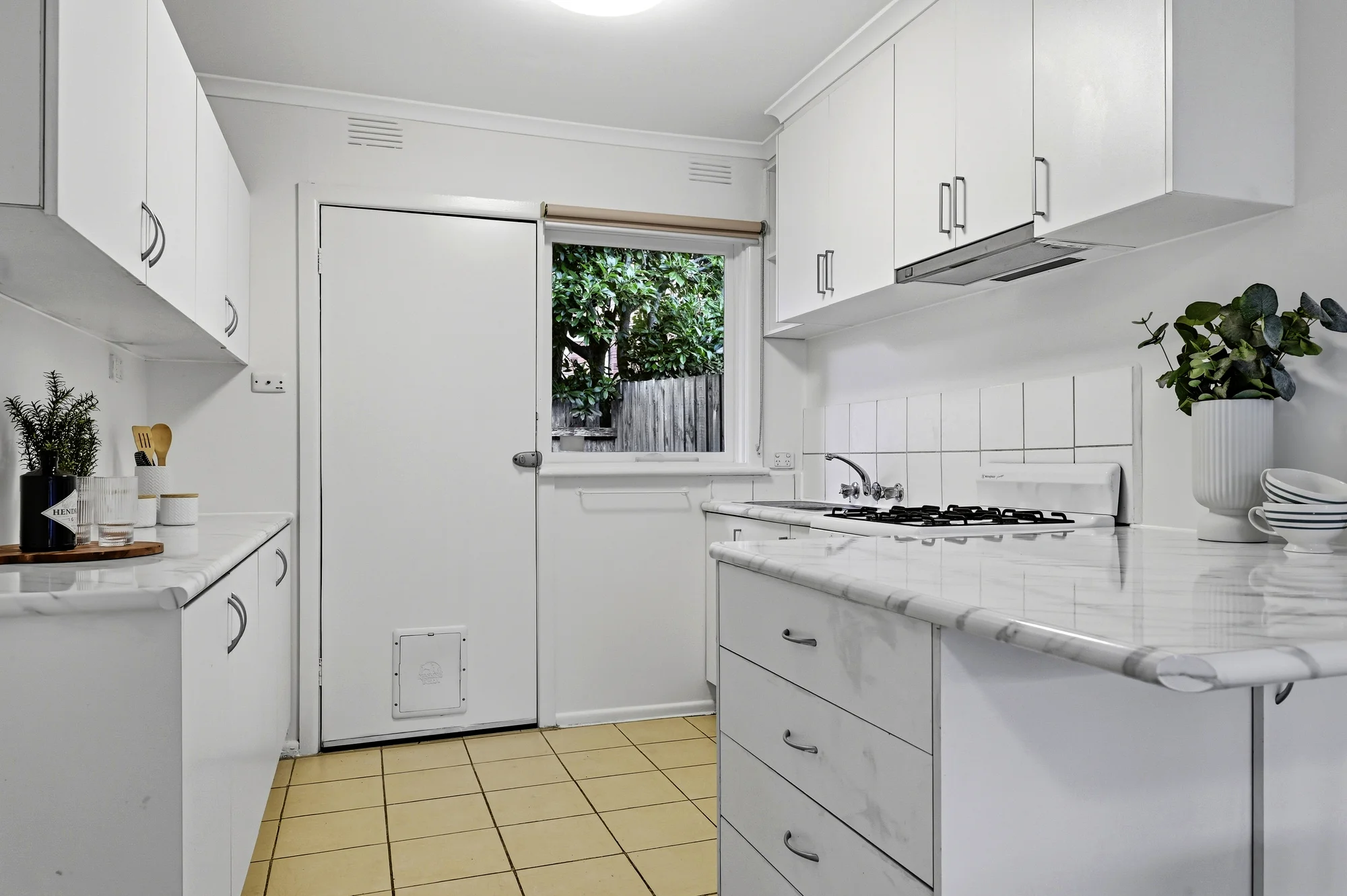 2/12 Orient Avenue, Mitcham, Vic 3132