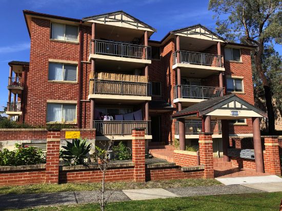 2/13-15 Cairds Avenue, Bankstown, NSW 2200
