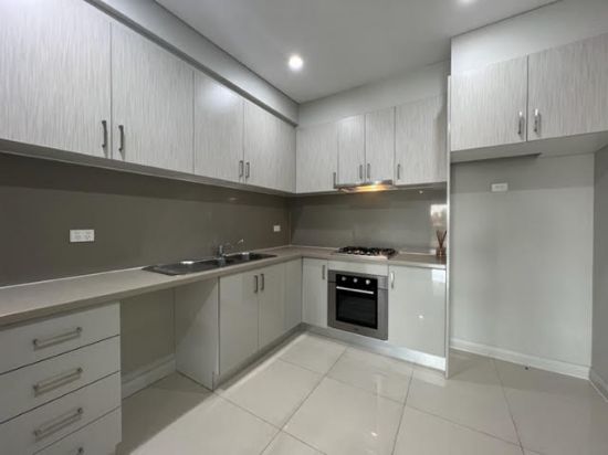 2/138 Moorefields Road, Kingsgrove, NSW 2208