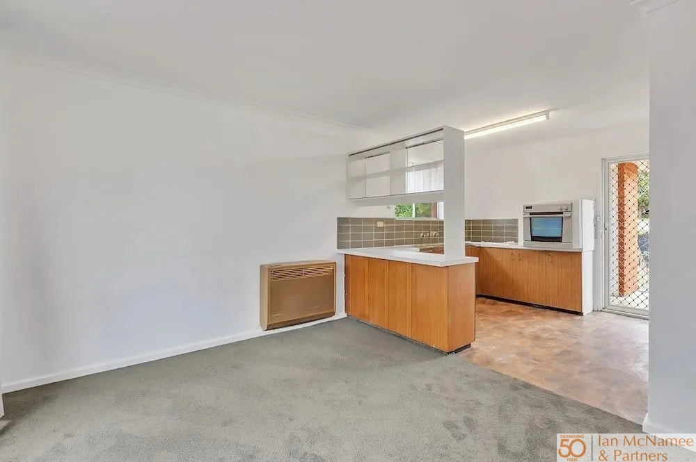 2/15 Biraban Place, Macquarie, ACT 2614