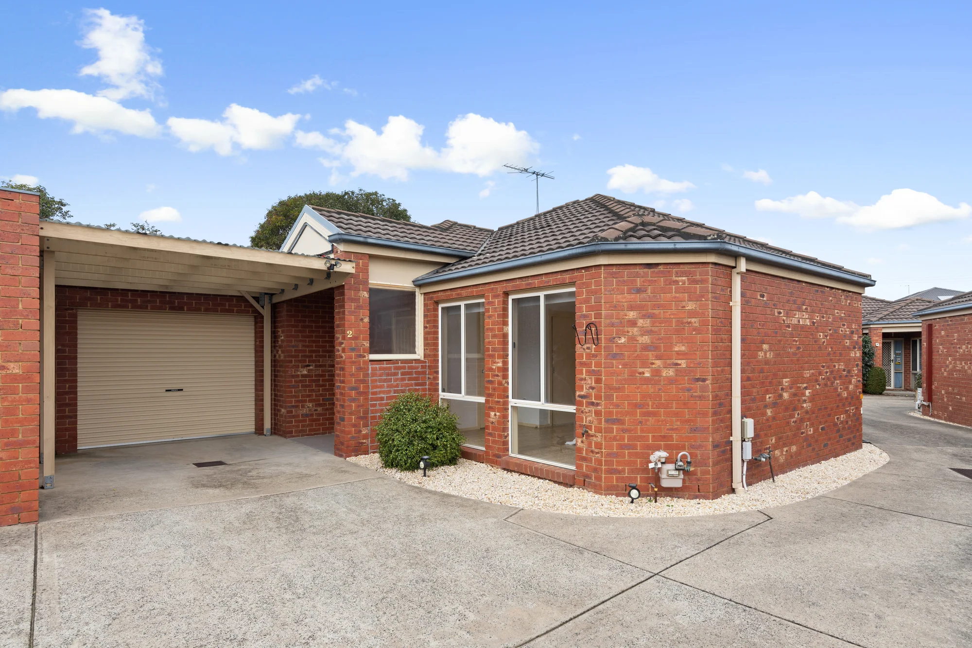 2/18 Verbena Crescent, Noble Park, Vic 3174