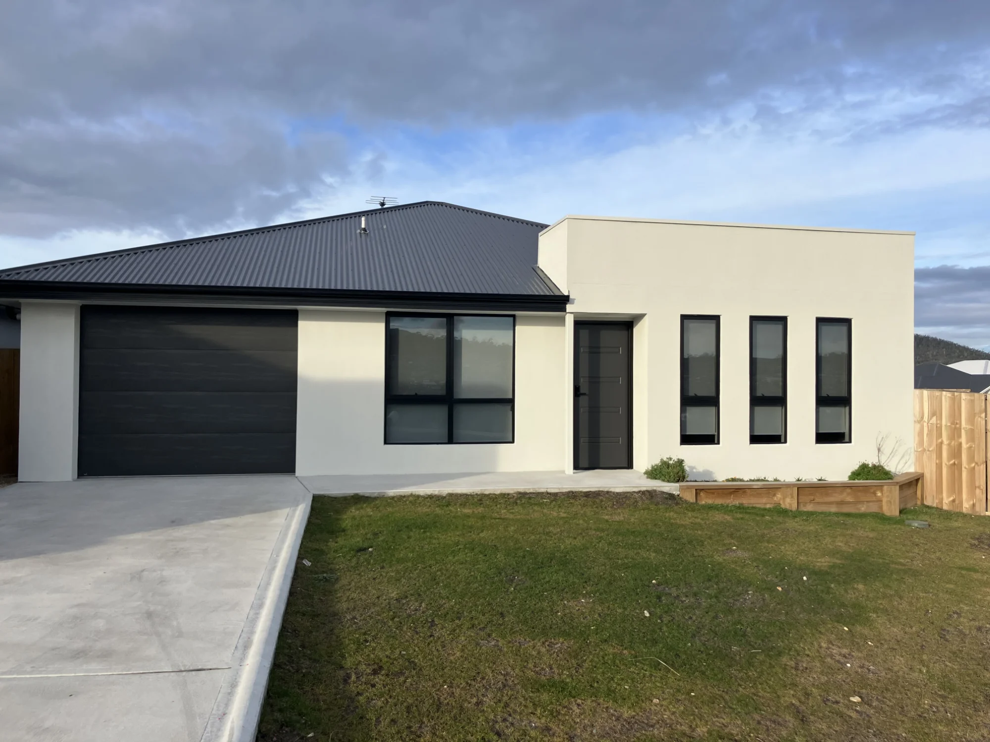 2/21 Dolina Drive, Rokeby, Tas 7019