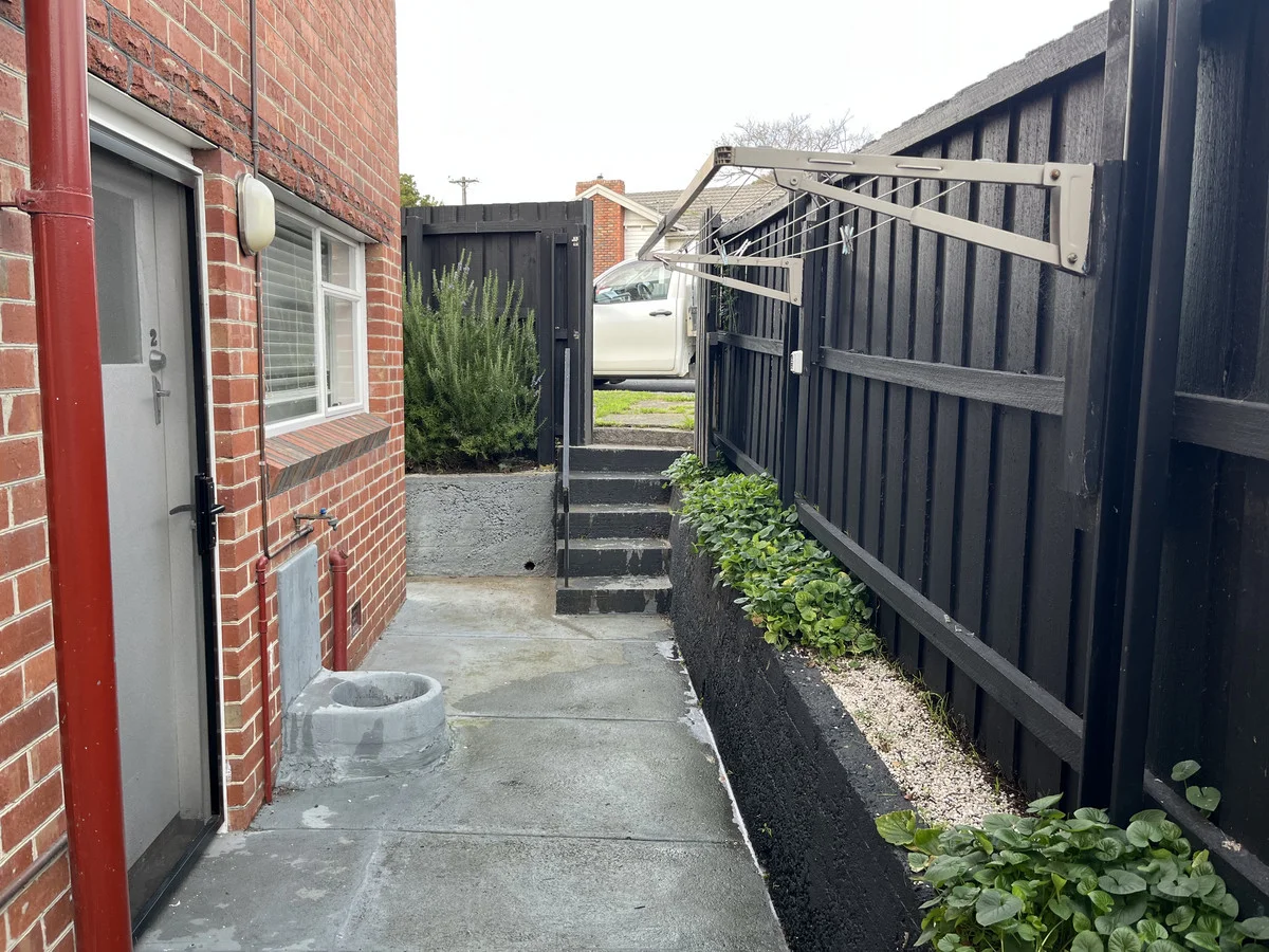 2/21 Nietta Road, Lindisfarne, Tas 7015