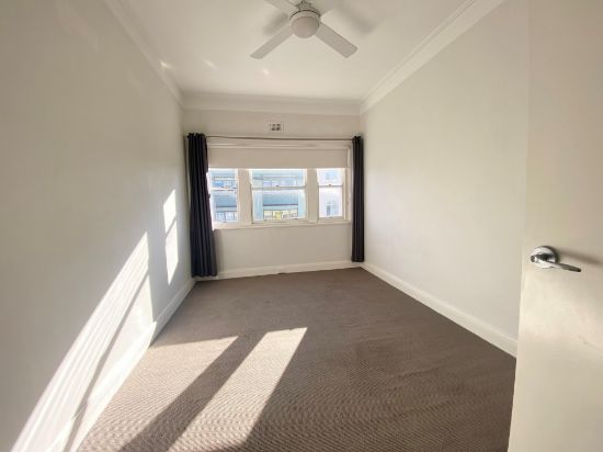 2/219 Coogee Bay Road, Coogee, NSW 2034