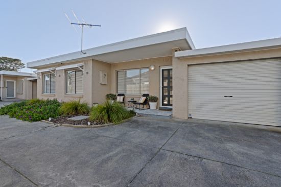 2/28 Staughton Ave, Capel Sound, Vic 3940