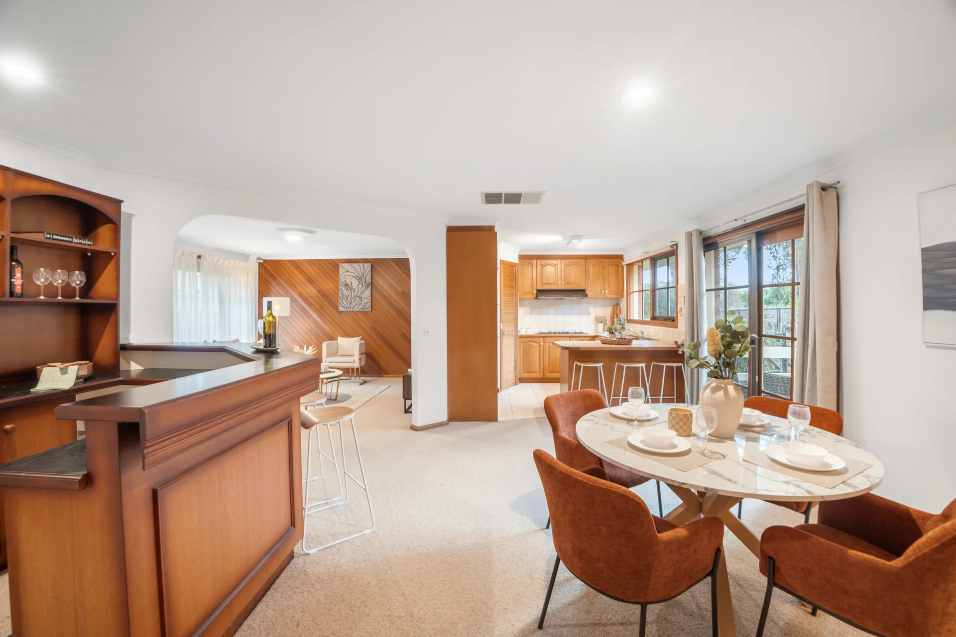 2/31 Glen Ebor Avenue, Blackburn, Vic 3130