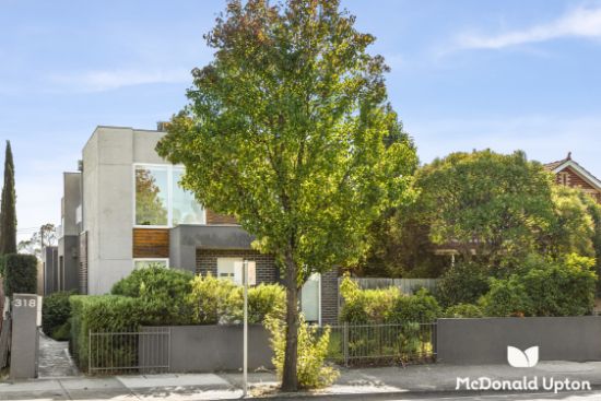 2/318 Bell Street, Coburg, Vic 3058