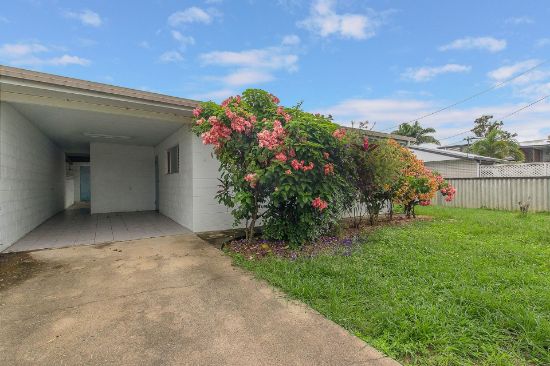 2/32 Hatchett Street, Cranbrook, Qld 4814