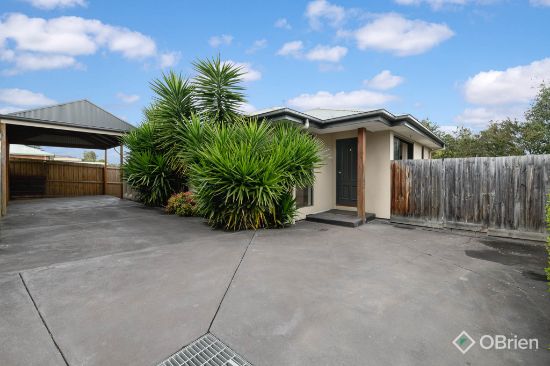 2/32 Railway Avenue, Drouin, Vic 3818