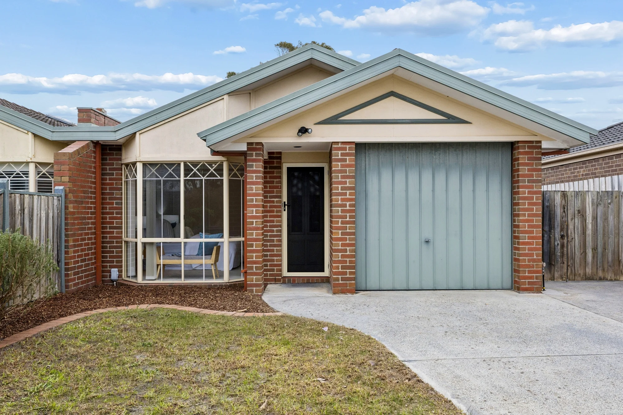 2/33 Bayside Avenue, Edithvale, Vic 3196