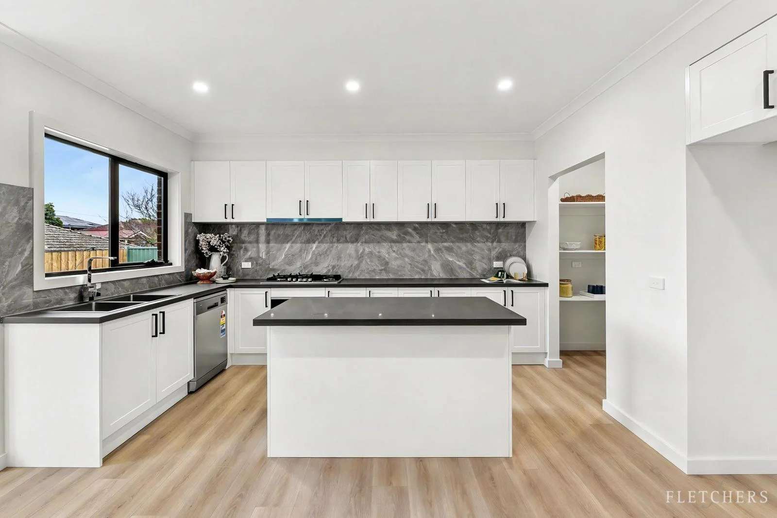 2/38 First Avenue, Dandenong North, Vic 3175