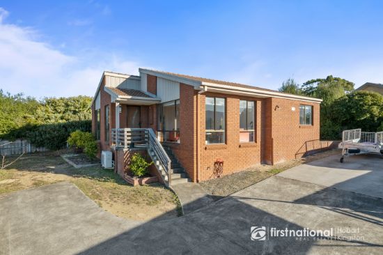 2/4 The Summit, Blackmans Bay, Tas 7052