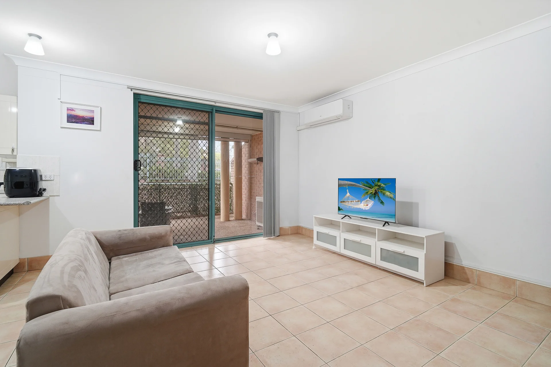 2/6-8 Paton Street, Merrylands West, NSW 2160