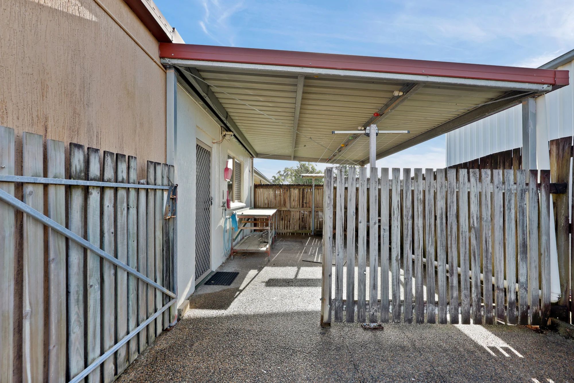 2/61 Holland Street, West Mackay, Qld 4740
