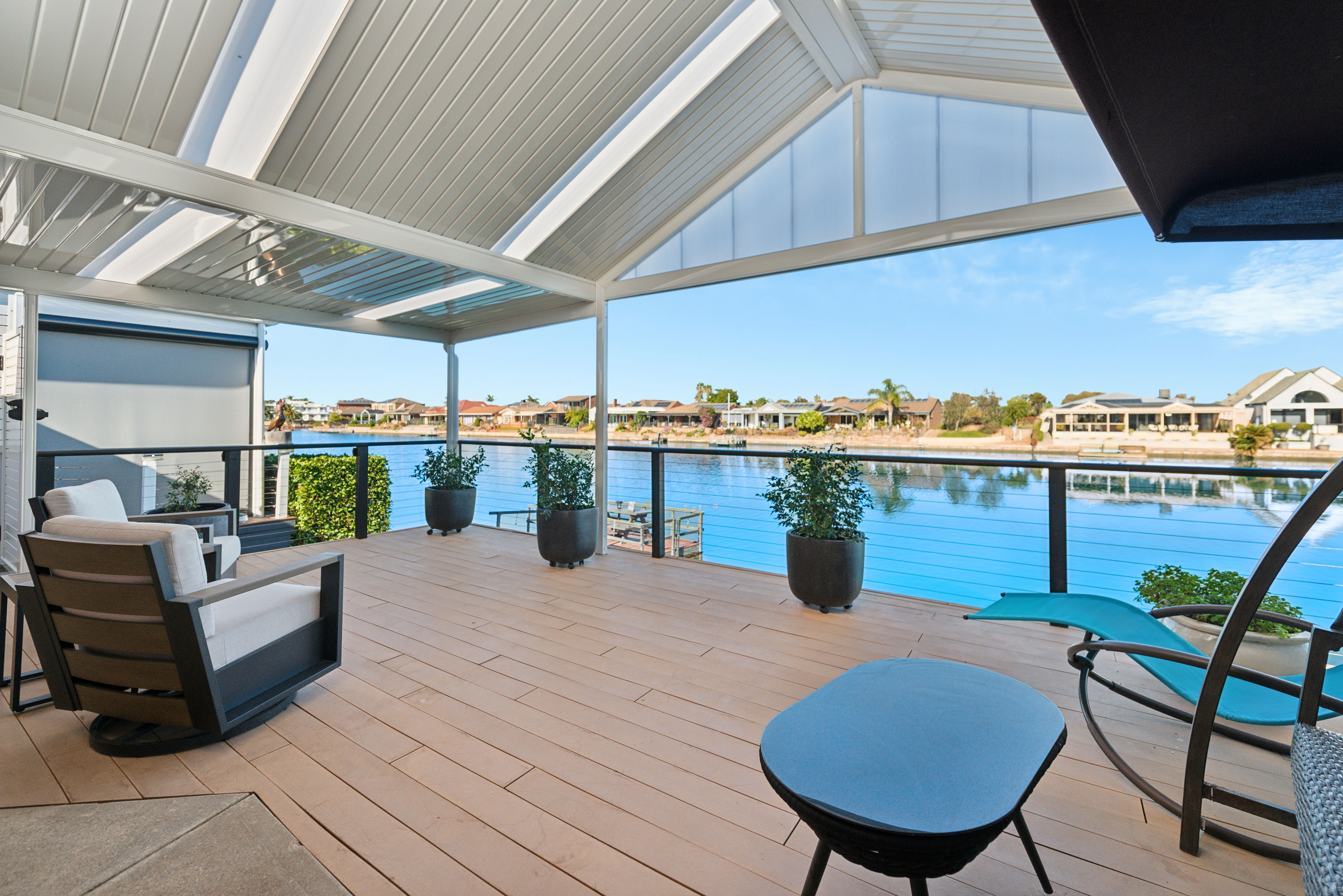 2/8 Hansen Court, West Lakes Shore, SA 5020 2/8 Hansen Court, West Lakes Shore, SA 5020