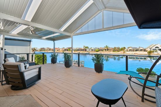 2/8 Hansen Court, West Lakes Shore, SA 5020