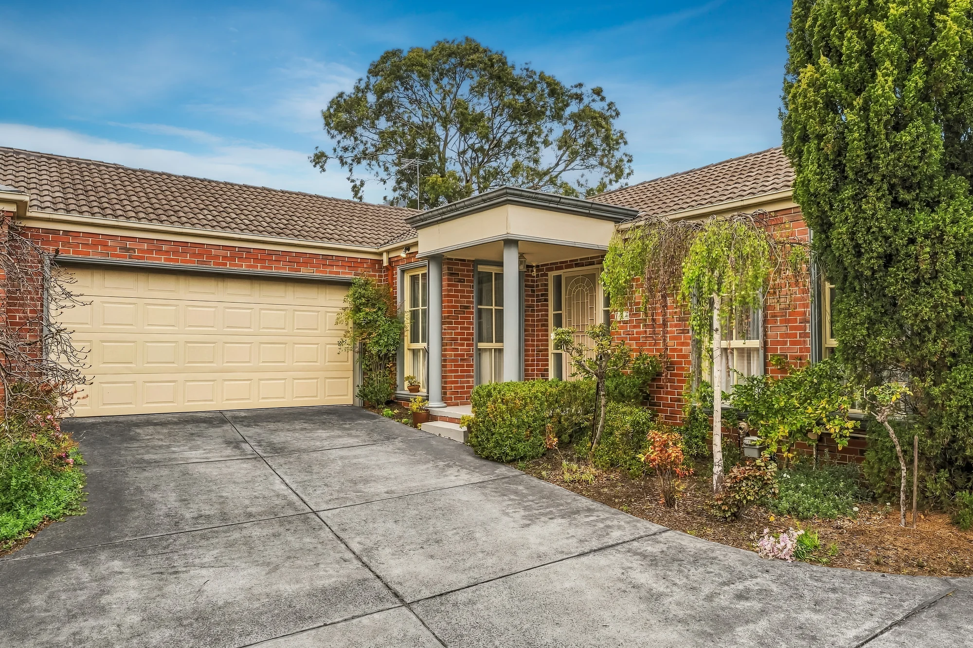2/90 Beverley Street, Doncaster East, Vic 3109