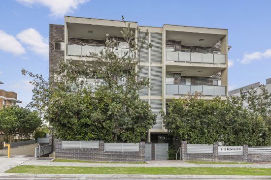 20/17-19 Robillard Street, Mays Hill, NSW 2145