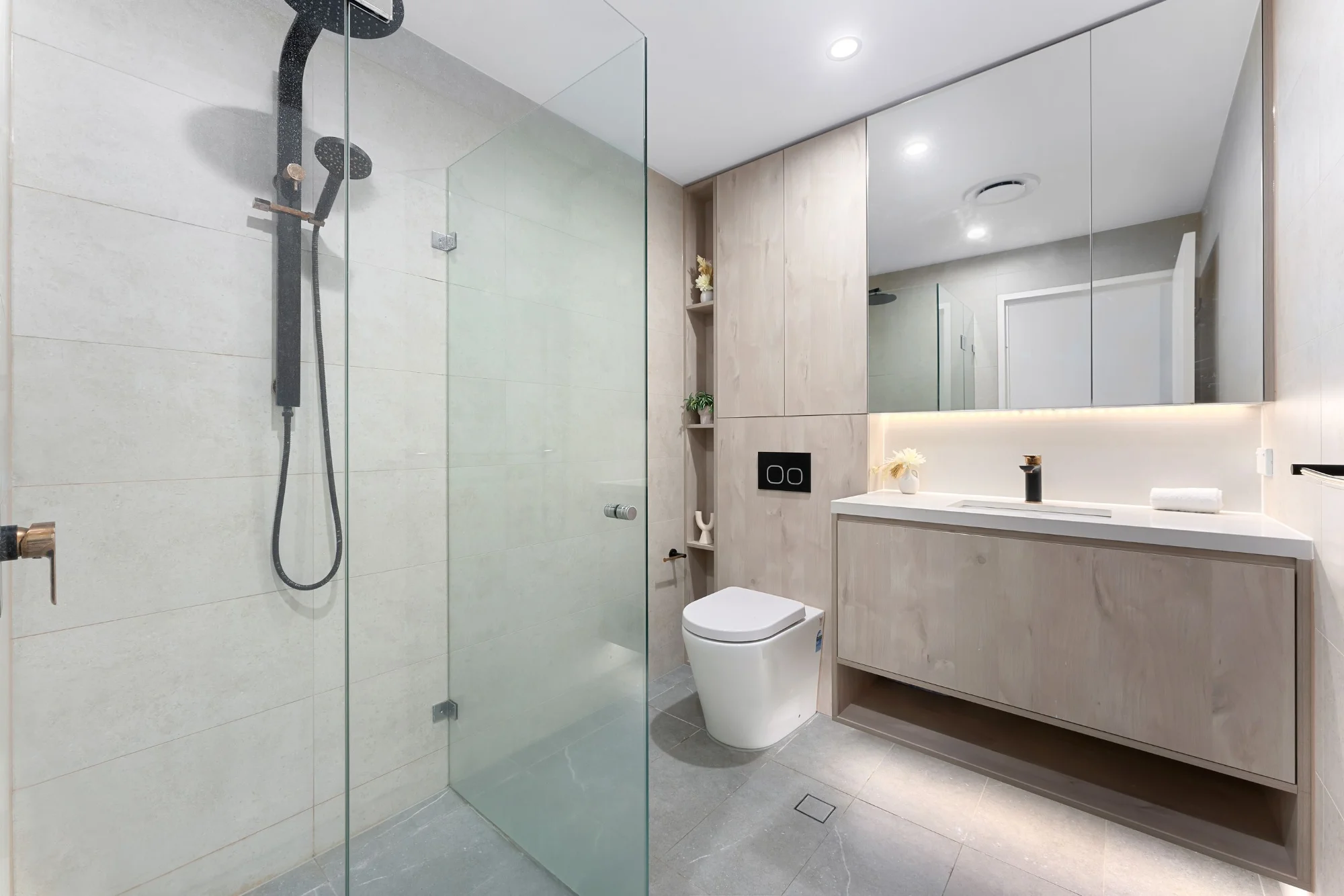 201/2 Canberra Avenue, St Leonards NSW 2065