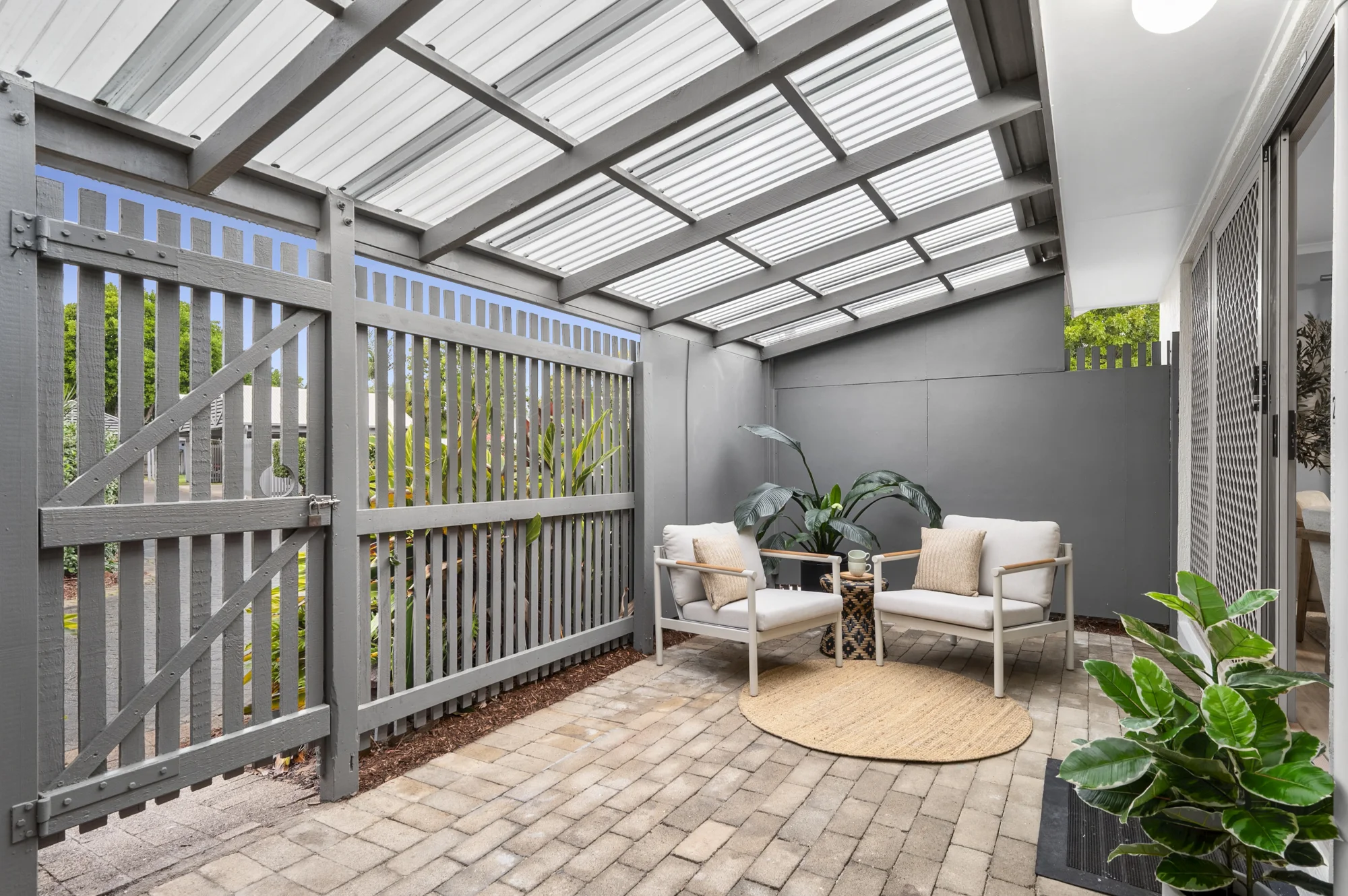 201/24 Lake Weyba Drive, Noosaville, Qld 4566