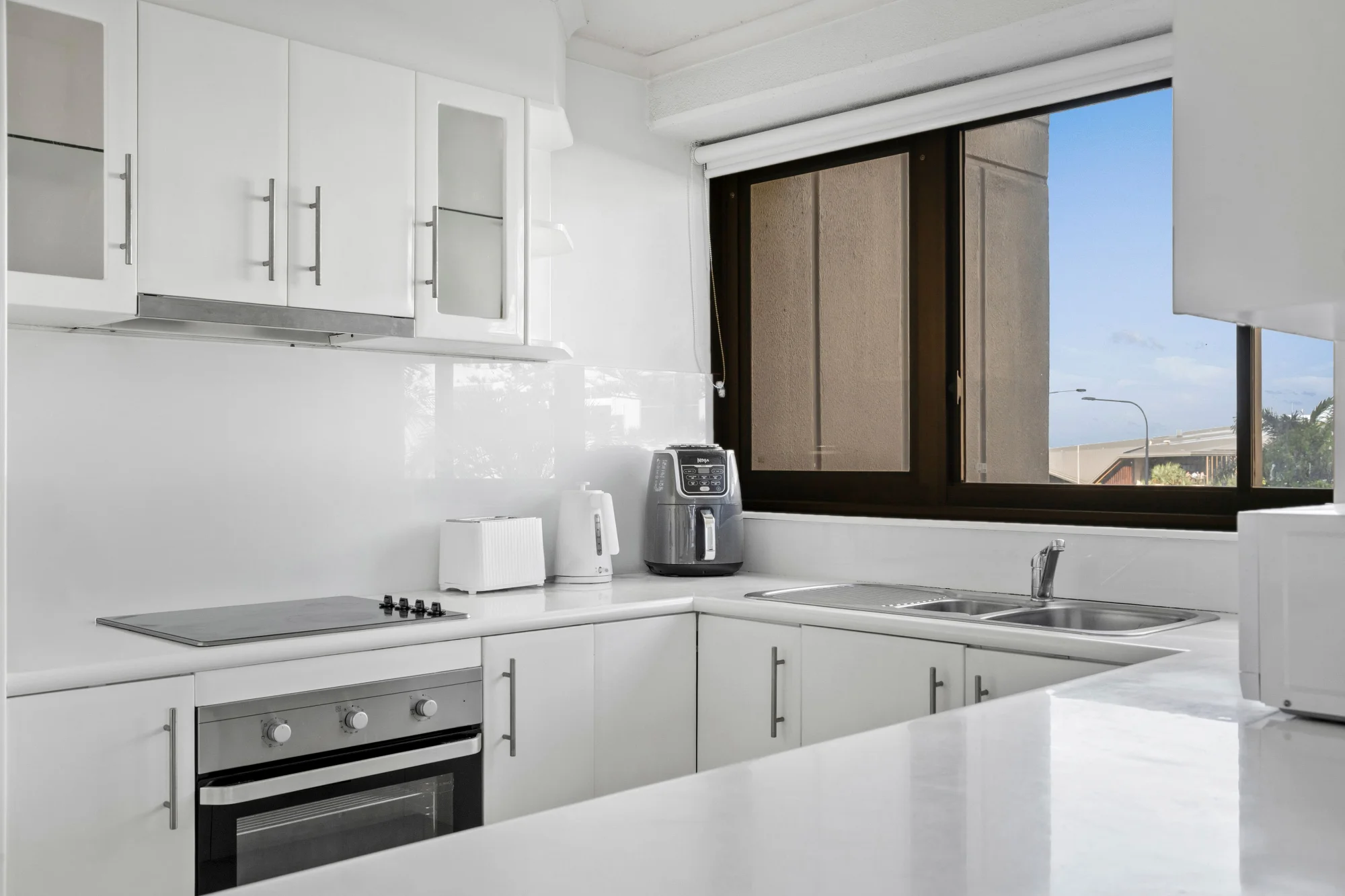 205/157 Old Burleigh Road, Broadbeach QLD 4218