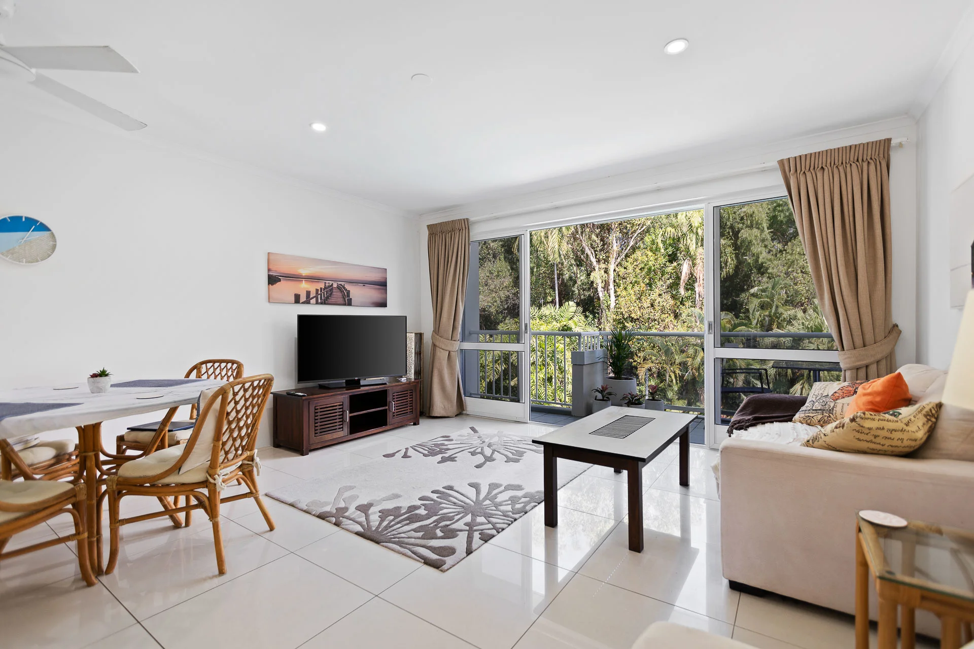 225/305-341 Coral Coast Drive, Palm Cove, Qld 4879