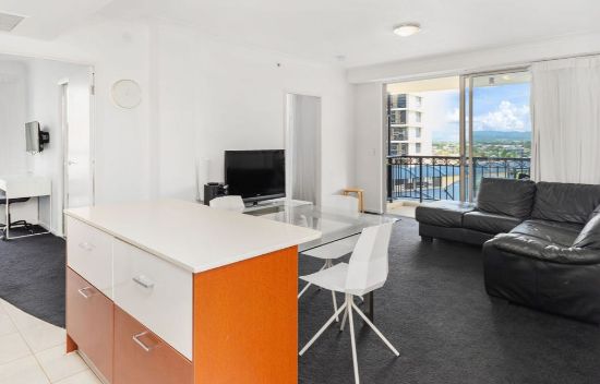 23 Ferny Avenue, Surfers Paradise, Qld 4217