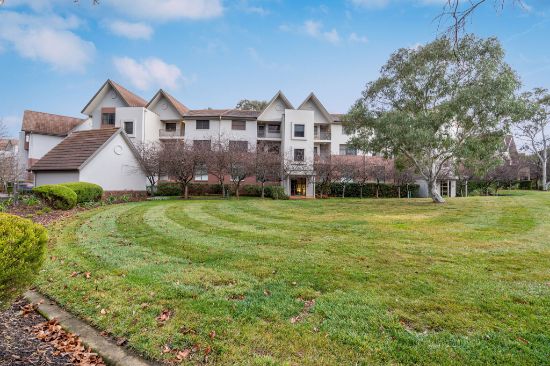 24/2 Eldridge Crescent, Garran, ACT 2605