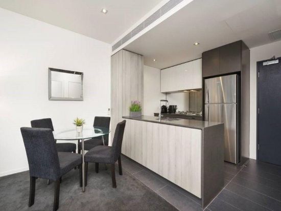 245/75 Graham Rd, Highett, Vic 3190