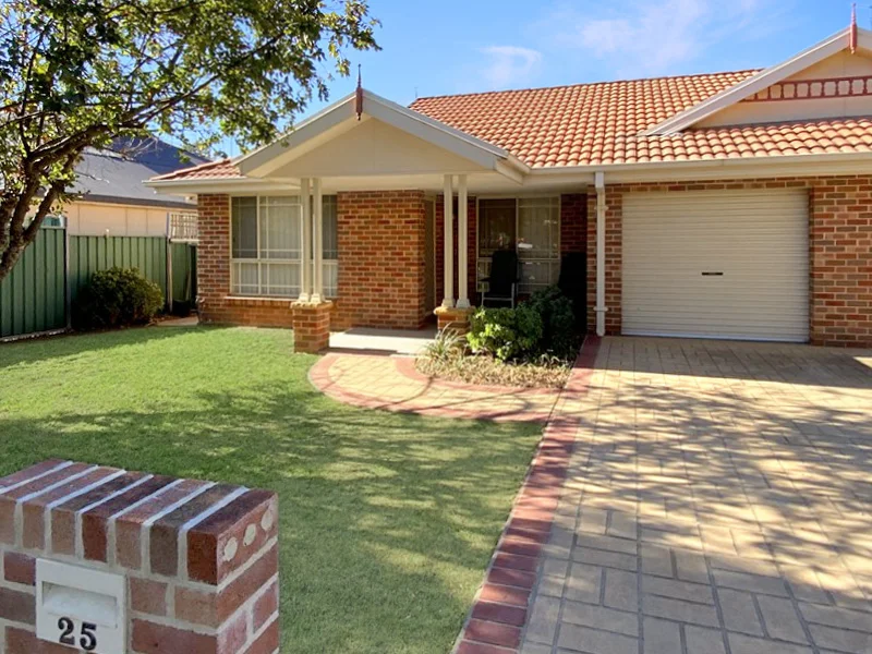 25 Underwood Street, Forbes, NSW 2871