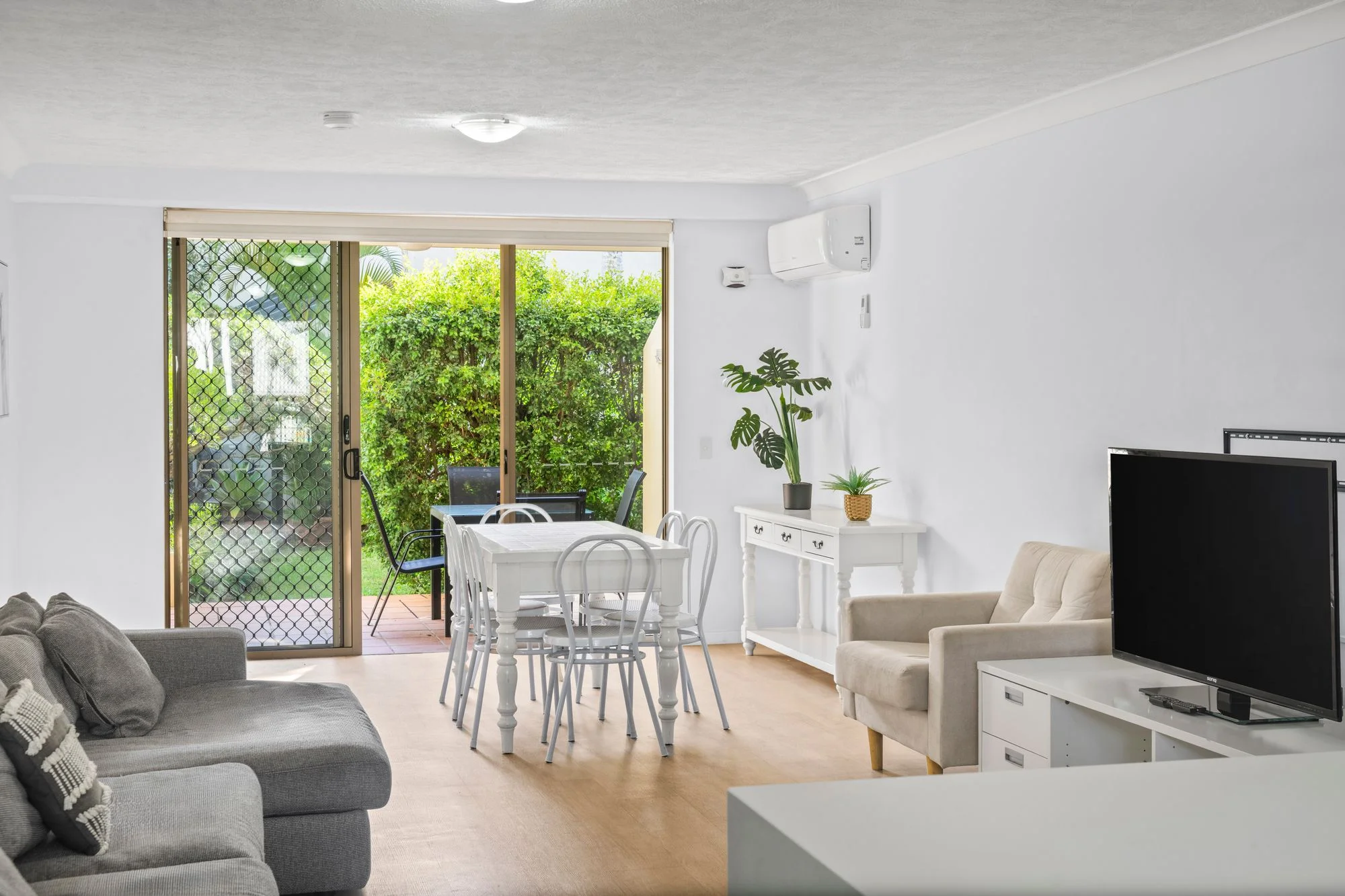 28/2342-2358 Gold Coast Highway, Mermaid Beach, Qld 4218