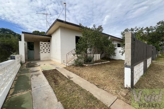 2C Maple Street, Mount Isa, Qld 4825