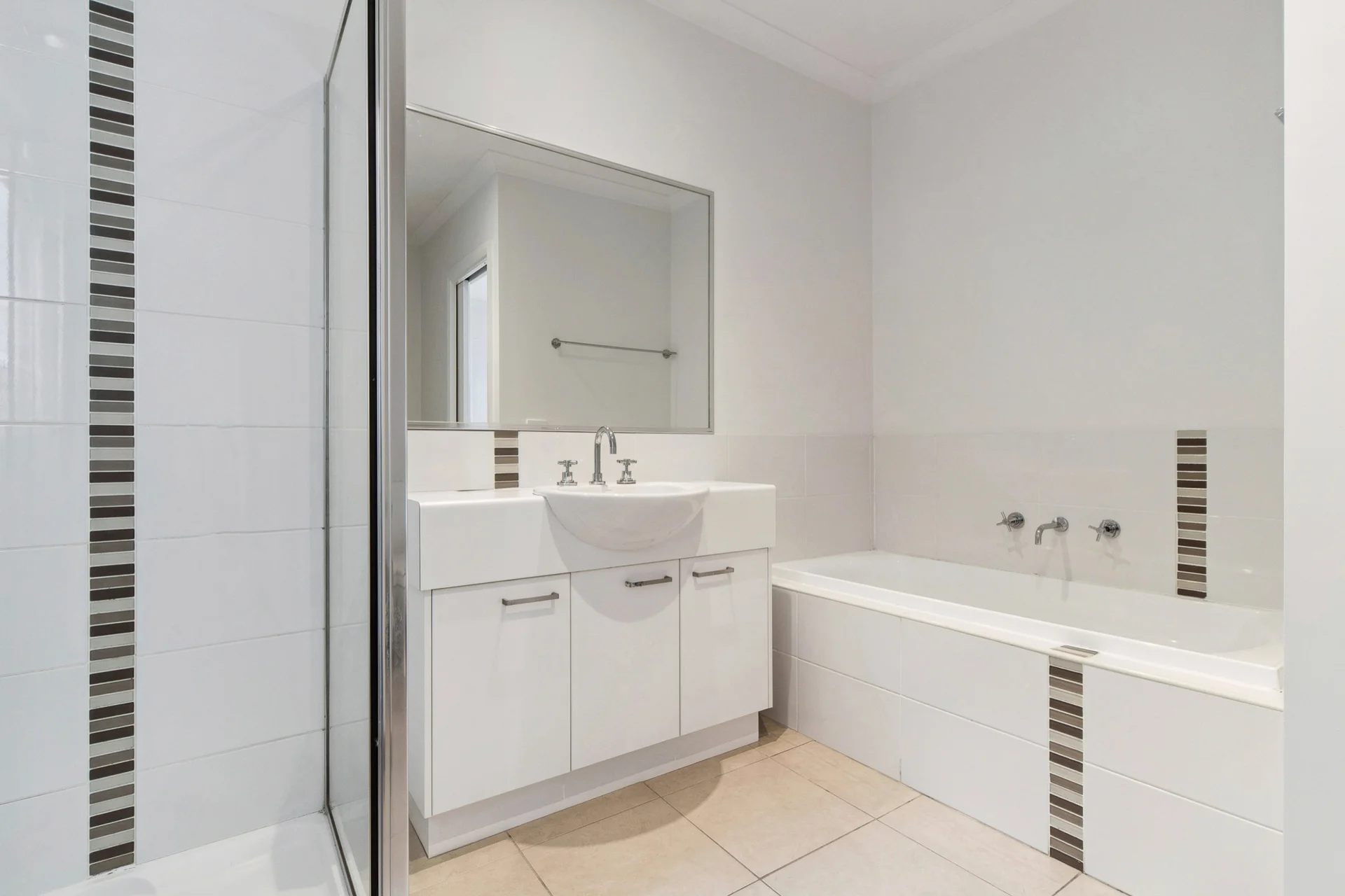 3/10 Robinia Street, Frankston, Vic 3199