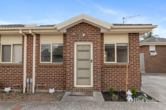 3/2 Lloyd Avenue, Epping, Vic 3076
