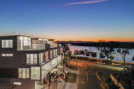 3/36 Killowill Avenue, Paradise Point, Qld 4216