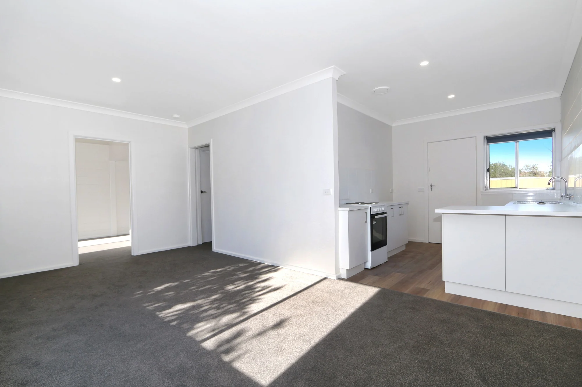3/400 Urana Road, Lavington NSW 2641