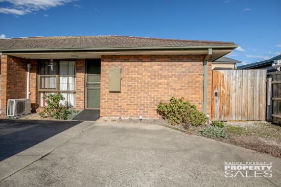 4/10 Hyland Street, Moe, Vic 3825