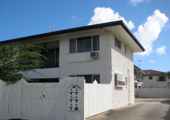 4/14 Hirst Street, Hermit Park, Qld 4812