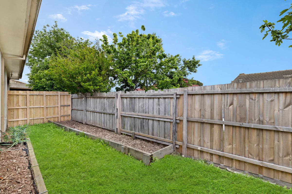 4/160-162 Mcfees Road, Dandenong North, Vic 3175