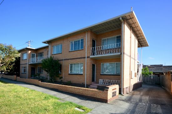 4/220 Pascoe Vale Road, Essendon, Vic 3040