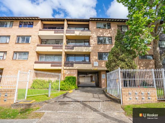 Unit 4/31-35 Forbes Street, Liverpool, NSW 2170