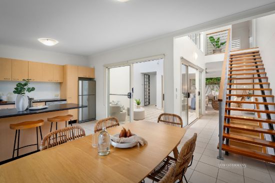 4/4-6 Hill Street, Sunshine Beach, Qld 4567