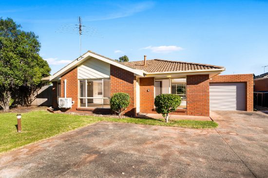 4/52-54 Wilton Avenue, Newcomb, Vic 3219