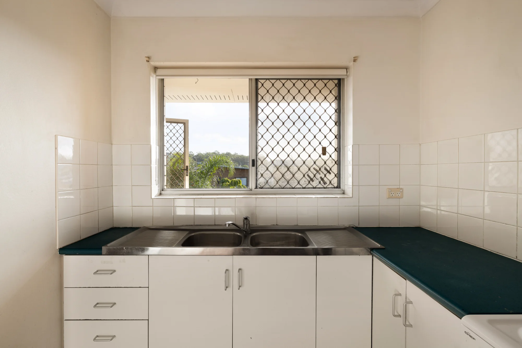 4/61 Denman Street, Greenslopes, Qld 4120