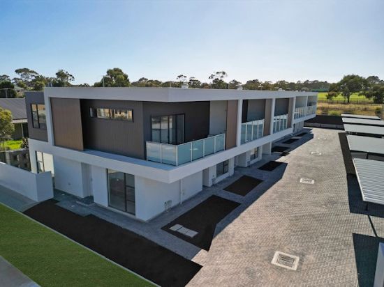 5/2 Mander Road, Christie Downs, SA 5164