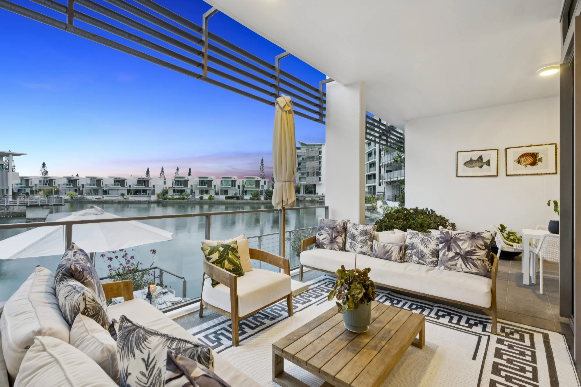 5102 Ephraim Island, Paradise Point, Qld 4216