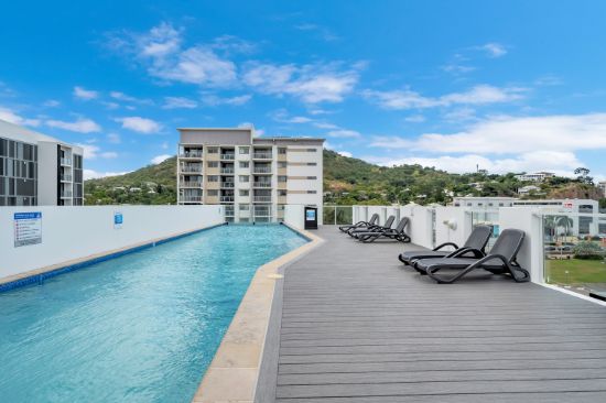 56/2-4 Kingsway Place, Townsville City, Qld 4810
