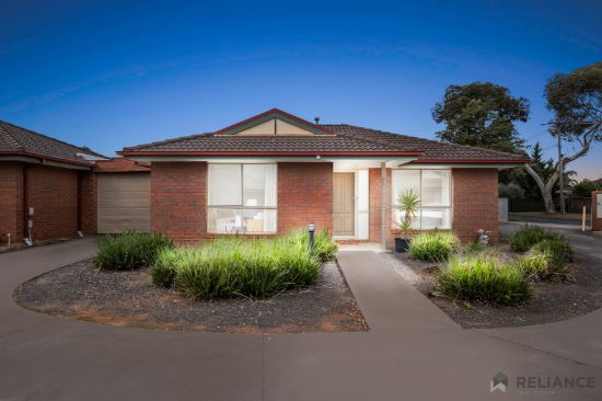 6/44A Second Avenue, Melton South, Vic 3338